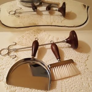 Vintage Crumb Butler